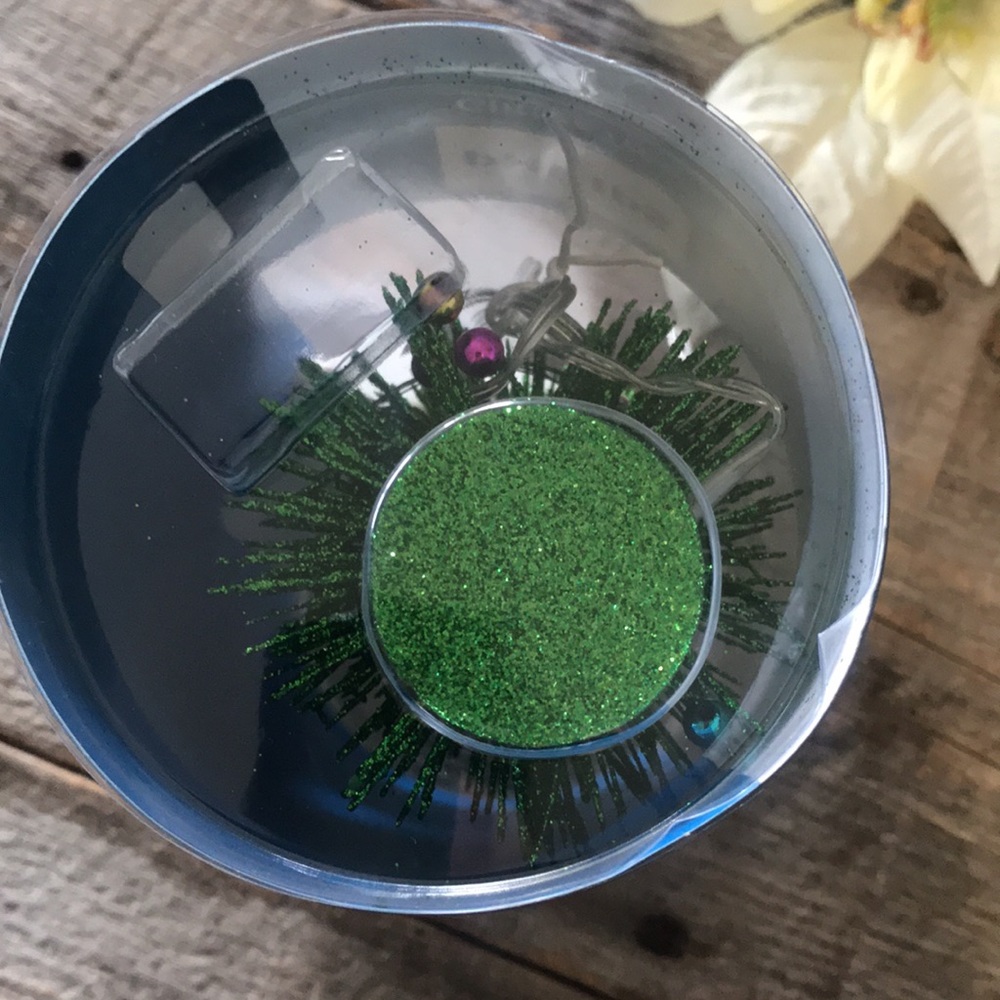 Philips Glitter Tree Battery Operated - Picture 3 of 6